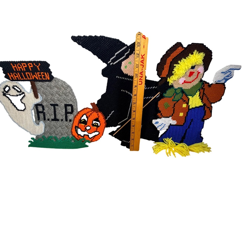 VTG Handmade Yarn Needlepoint Witch Ghost Scarecrow Tombstone Wall Hanging Decor - Picture 12 of 12